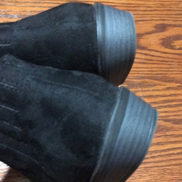 Women’s Black Suede Booties Size 7.5 M - Picture 14 of 16